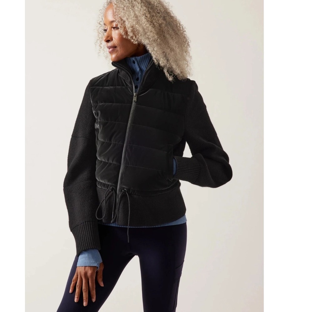 Athleta Velvet Quilted Hybrid Jacket Women Large Black Scalloped Hem Puffer